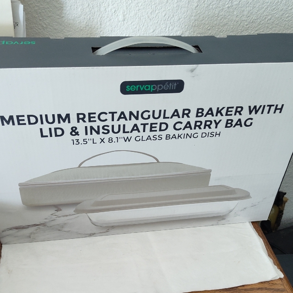 Servappetit Medium Rectangular Baker with Lid